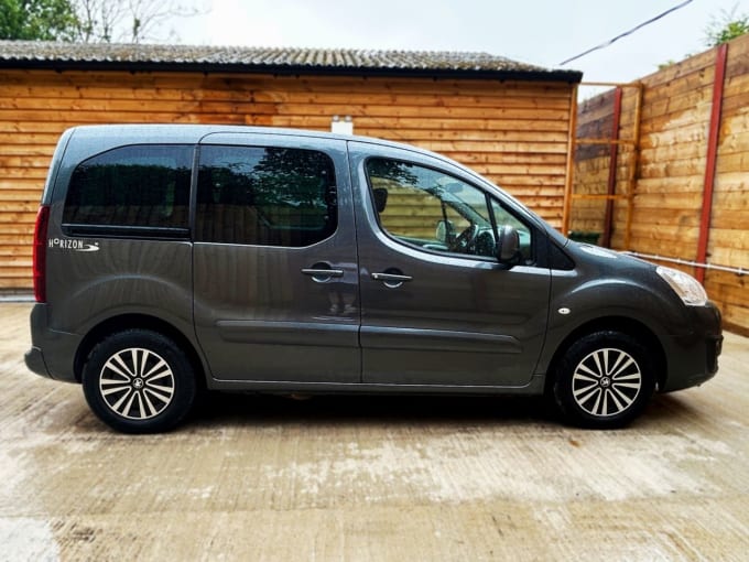 2025 Peugeot Partner Tepee