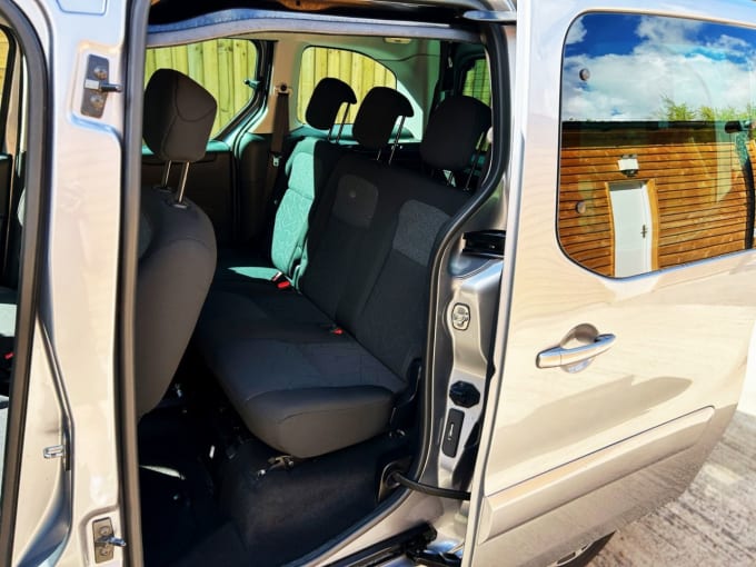 2018 Peugeot Partner Tepee