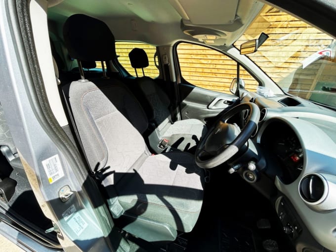 2018 Peugeot Partner Tepee