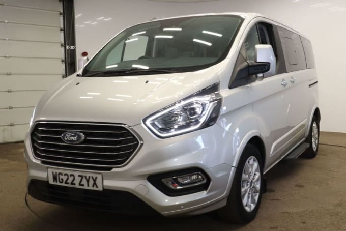 2025 Ford Tourneo Custom