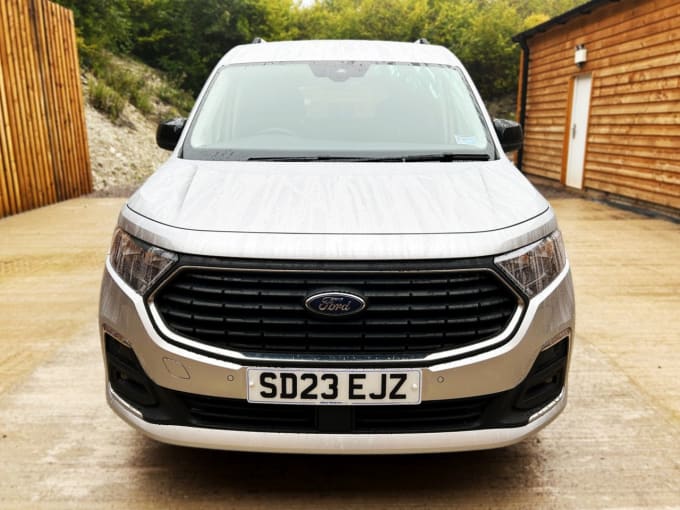 2023 Ford Grand Tourneo Connect