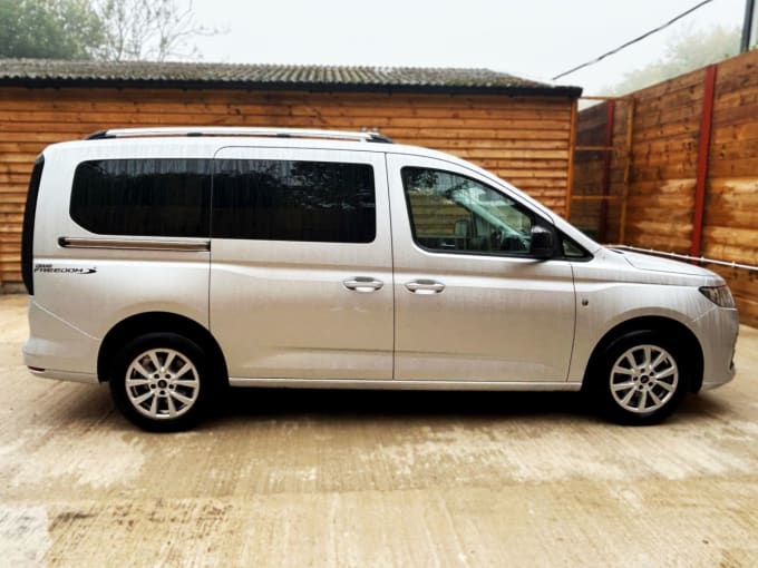 2023 Ford Grand Tourneo Connect