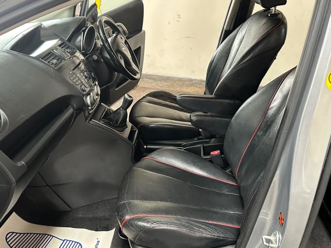 2025 Mazda Mazda5