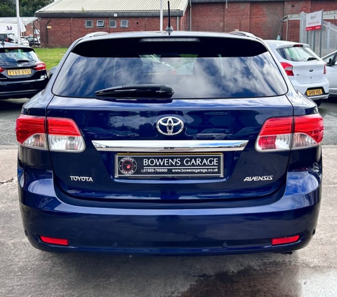 2024 Toyota Avensis