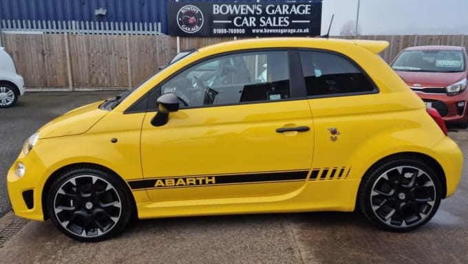 2025 Abarth 595