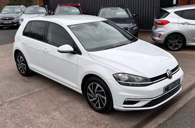 2025 Volkswagen Golf