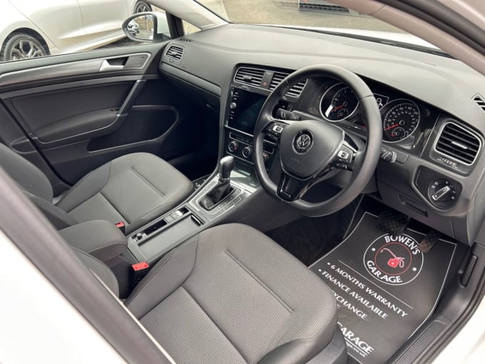2025 Volkswagen Golf