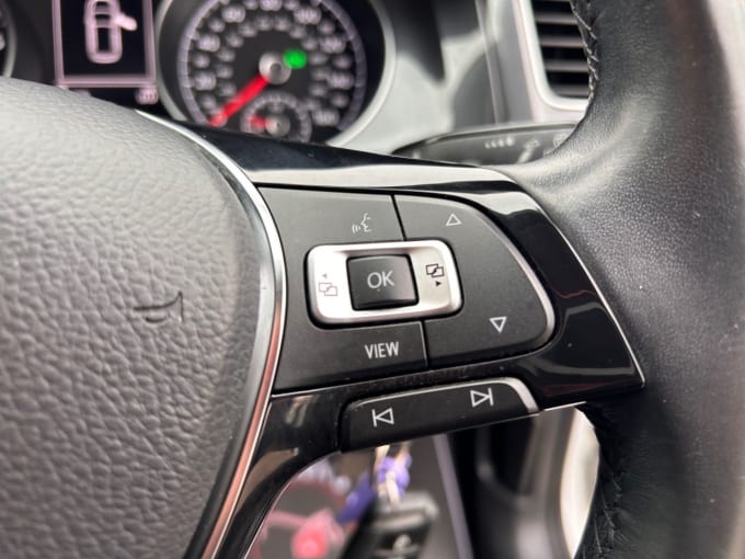 2025 Volkswagen Golf