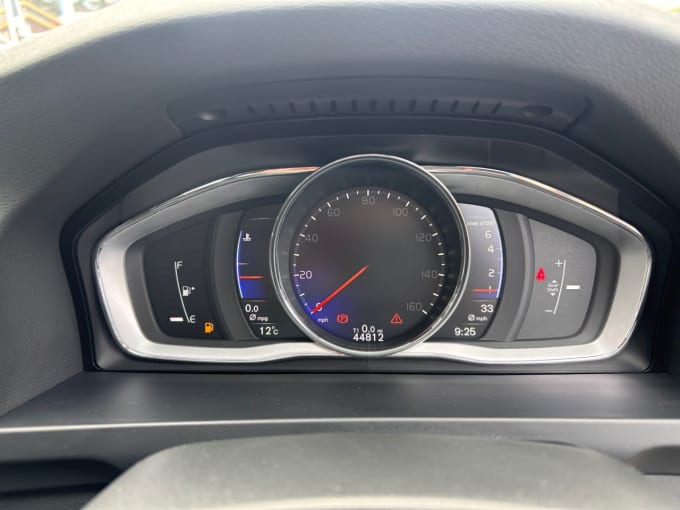 2025 Volvo S60