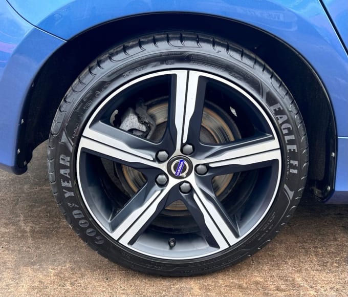 2025 Volvo S60