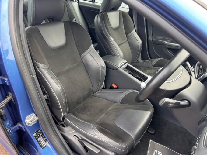 2025 Volvo S60