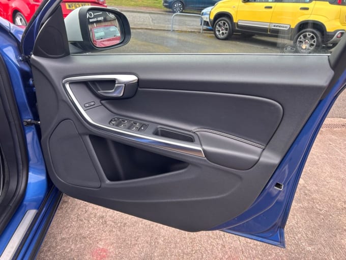 2025 Volvo S60