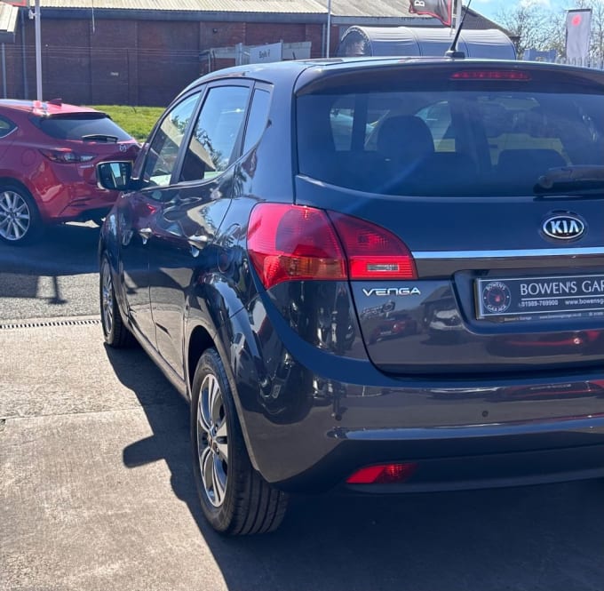 2025 Kia Venga