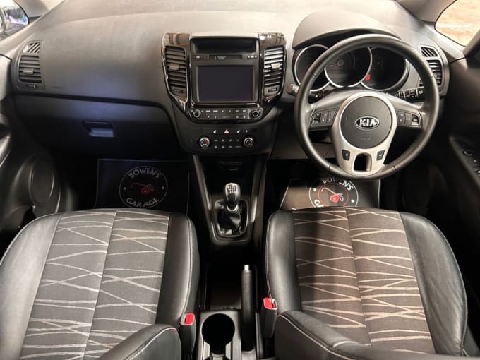 2025 Kia Venga
