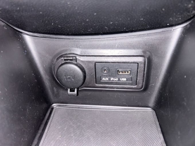 2025 Kia Venga