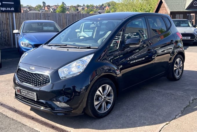 2025 Kia Venga
