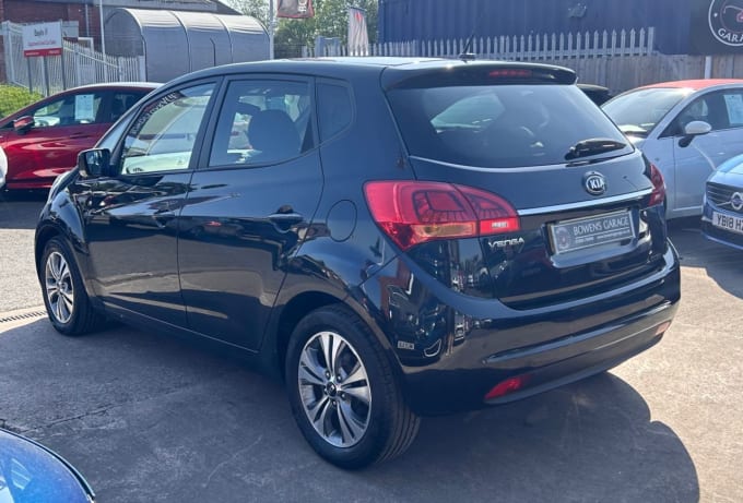 2025 Kia Venga