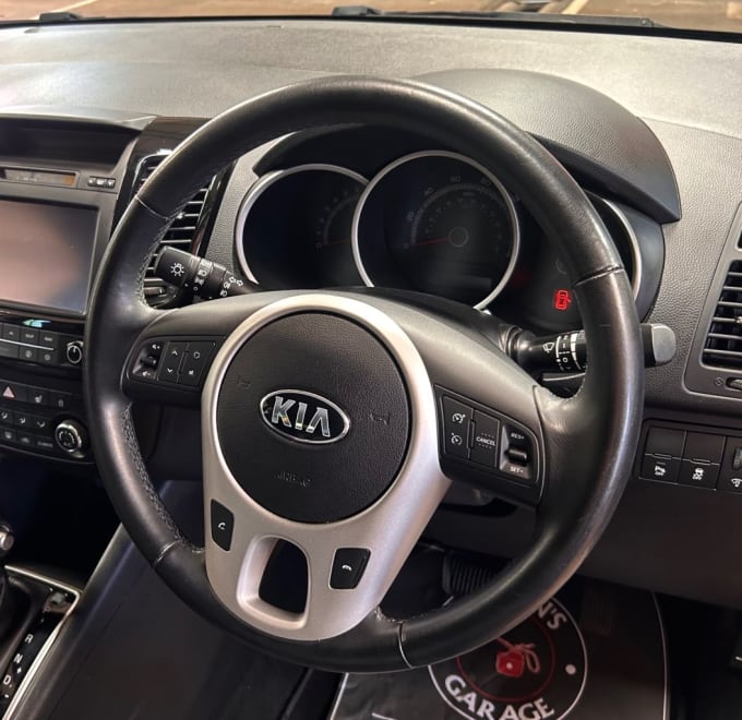 2025 Kia Venga