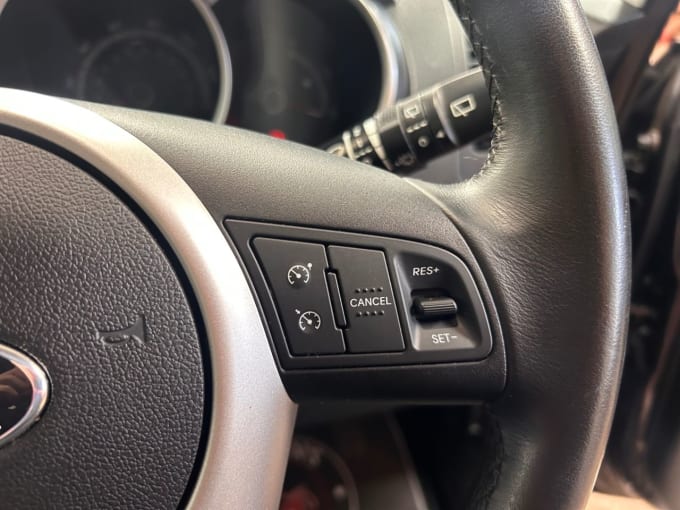 2025 Kia Venga