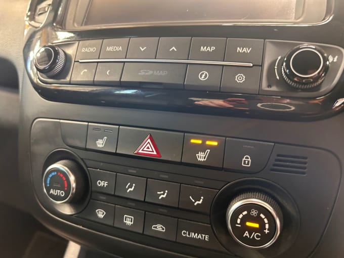 2025 Kia Venga