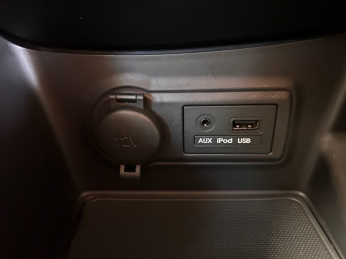 2025 Kia Venga