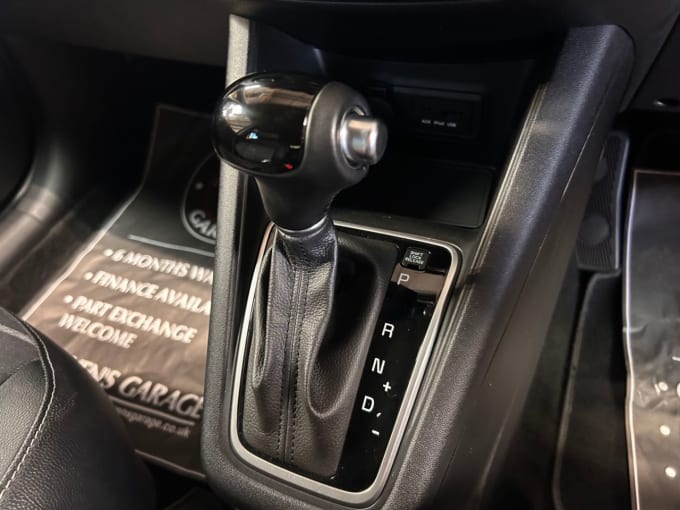 2025 Kia Venga