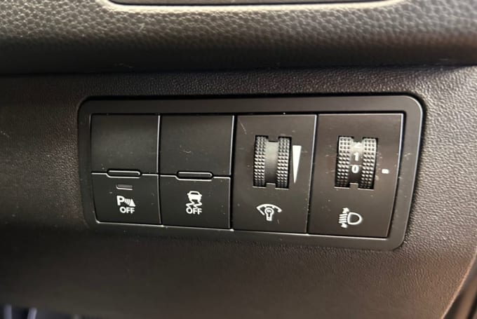 2025 Kia Venga