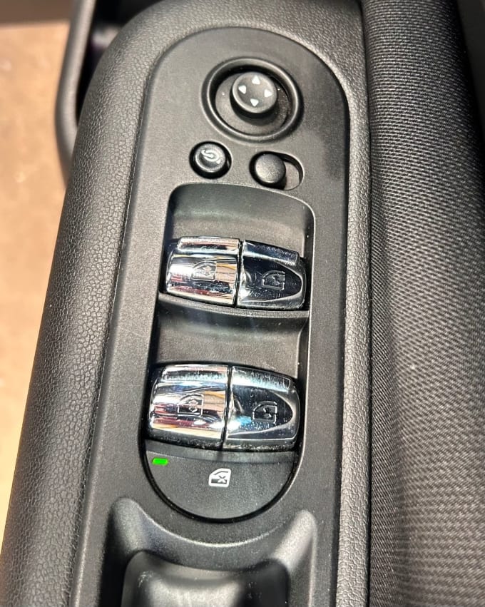 2025 Mini Clubman