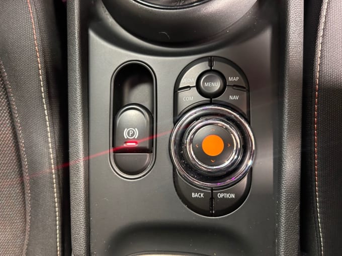 2025 Mini Clubman