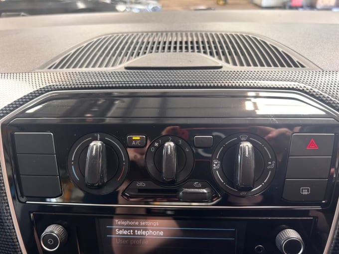 2025 Volkswagen Up!