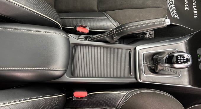 2025 Volvo V40