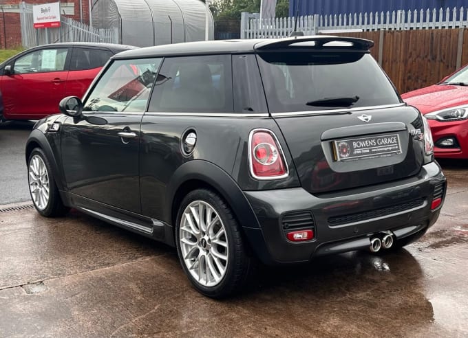 2025 Mini Hatch