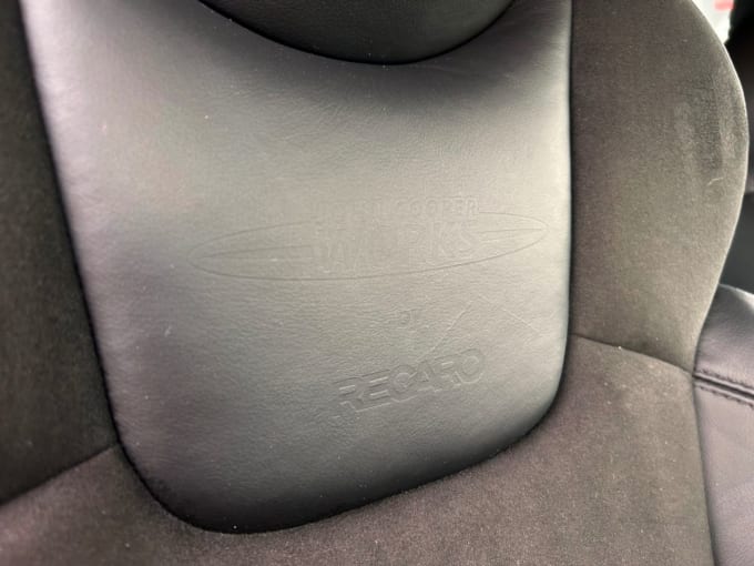 2025 Mini Hatch