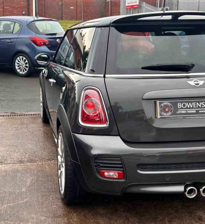2025 Mini Hatch