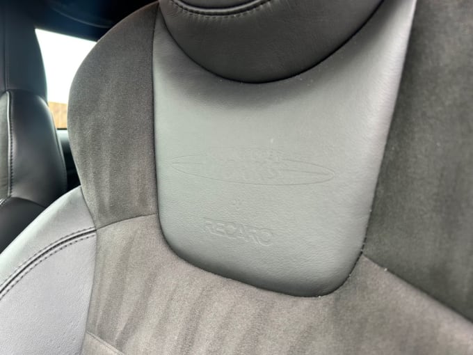 2025 Mini Hatch