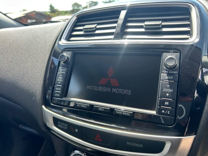 2025 Mitsubishi Asx