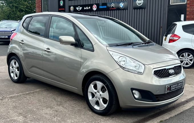 2025 Kia Venga