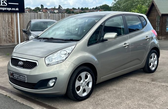 2025 Kia Venga