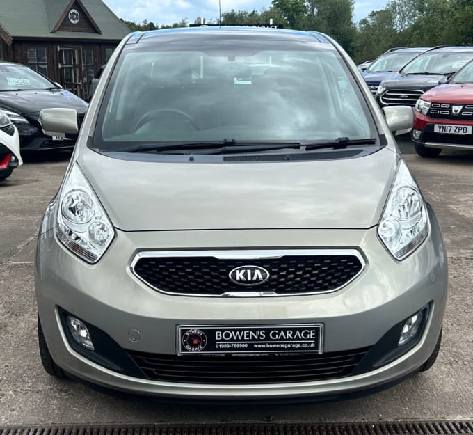 2025 Kia Venga