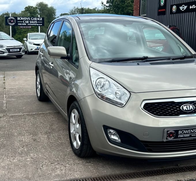 2025 Kia Venga