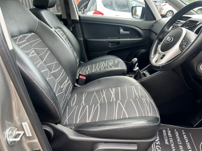 2025 Kia Venga