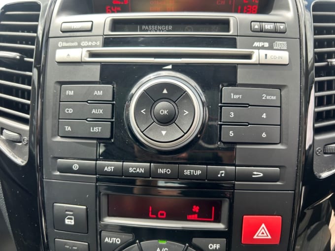 2025 Kia Venga