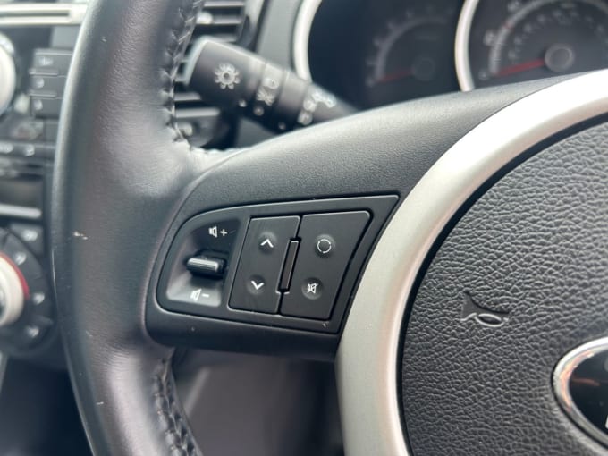 2025 Kia Venga