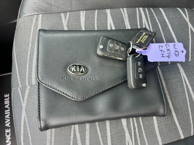 2025 Kia Venga