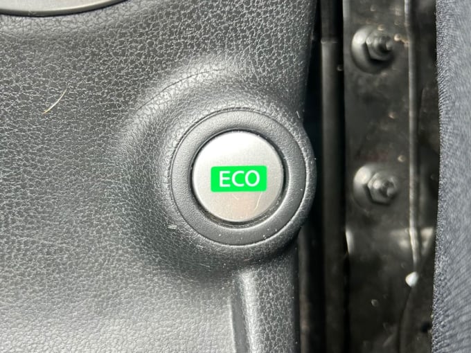 2025 Nissan Note