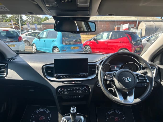 2025 Kia Xceed