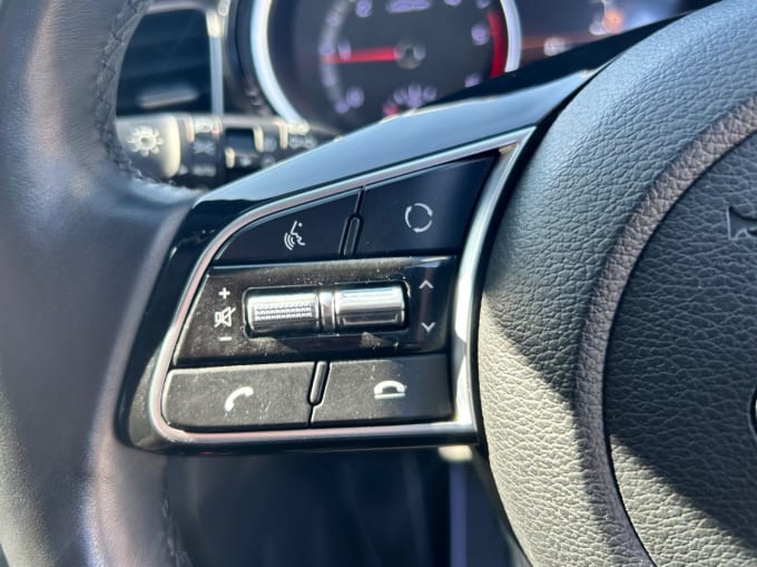 2025 Kia Xceed