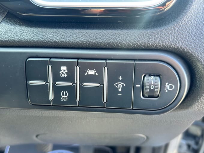 2025 Kia Xceed