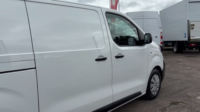 2024 Vauxhall Vivaro