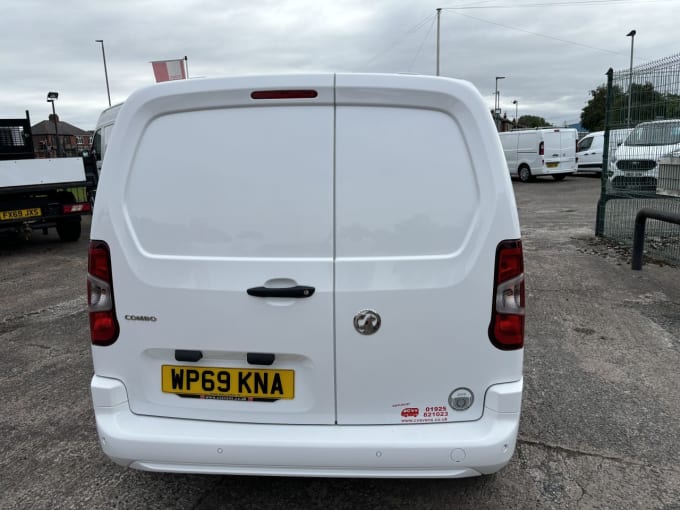 2024 Vauxhall Combo